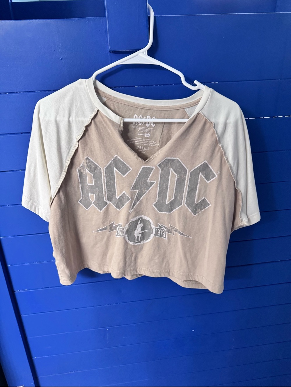 AC/DC Beige and Cream Cropped Raglan Tee